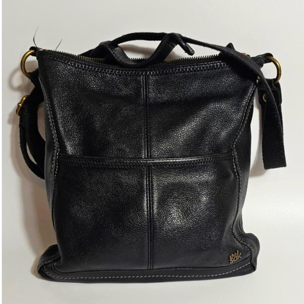 The Sak Black Pebbled Leather Convertible Crossbody Bucket Bag